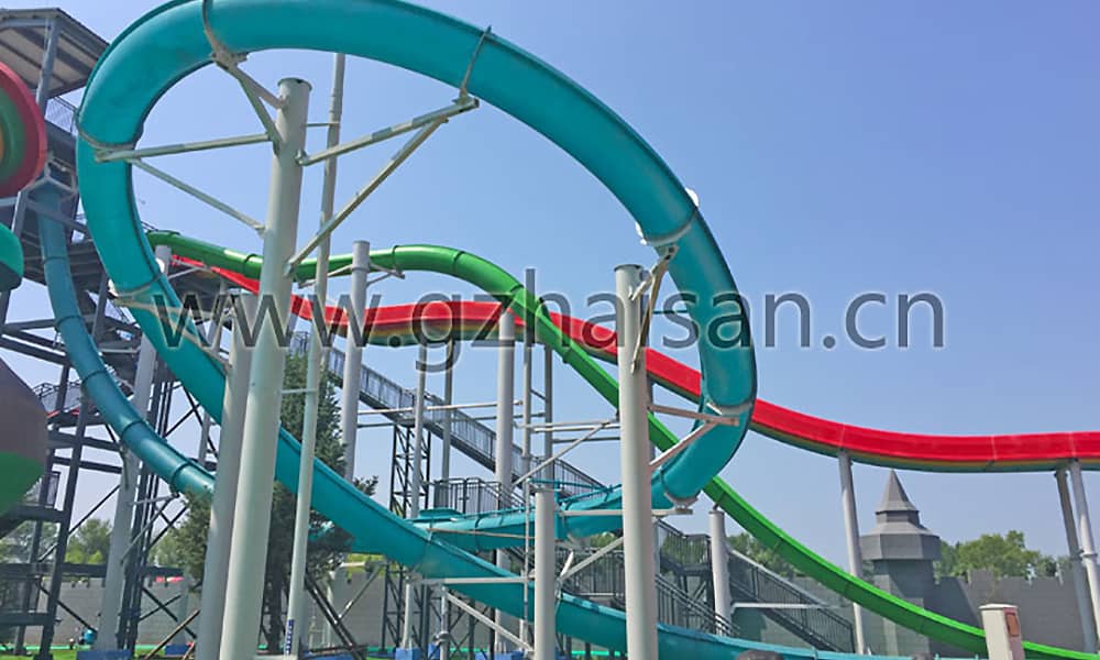惊险刺激的大回环滑道