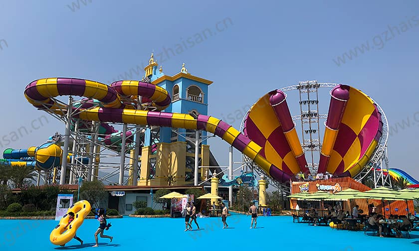 浙江宁波大目湾阿拉的海水上乐园超级龙卷风滑道
