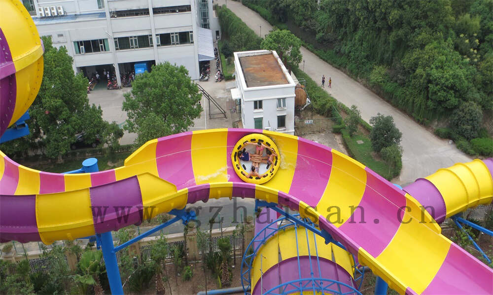 巧用水上乐园设备搭配，打造受欢迎的园子