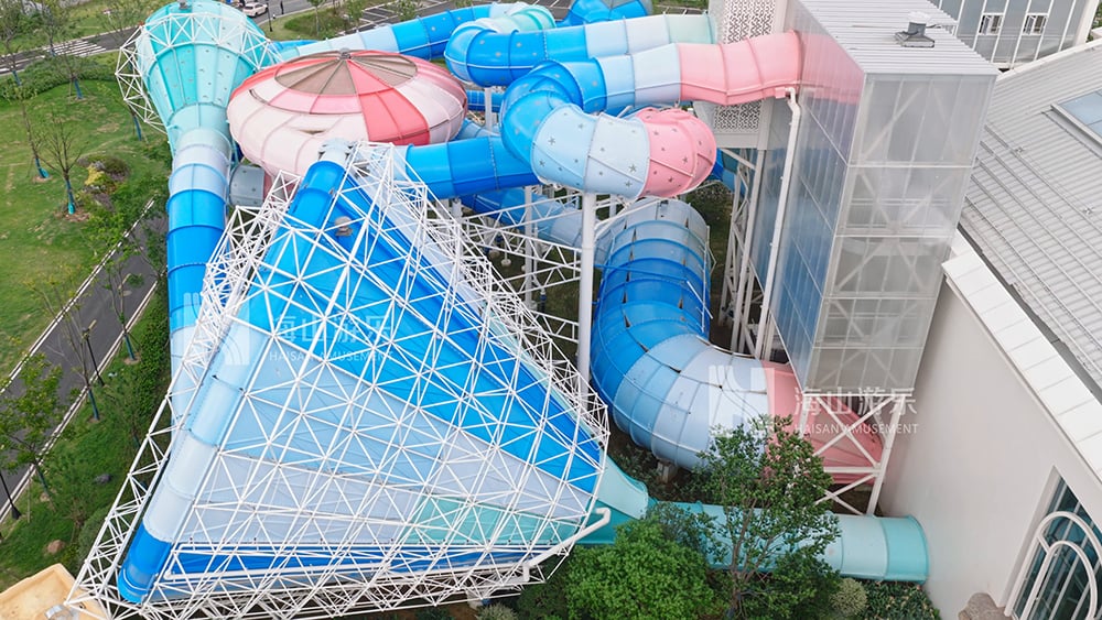 打破季节边界，定义全季狂欢｜超级魔法时空组合滑道，引领水乐园新纪元